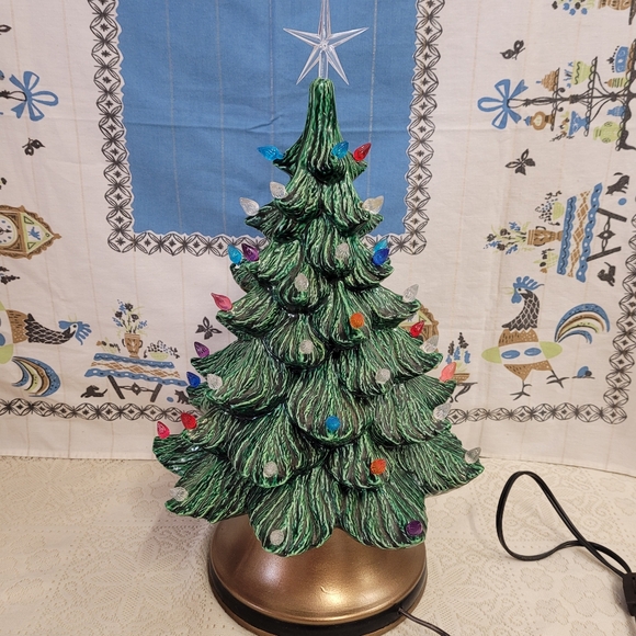 Ceramic Christmas Tree 🎄Vintage 80s